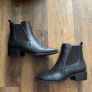 Anne Klein Black Ankle Boots